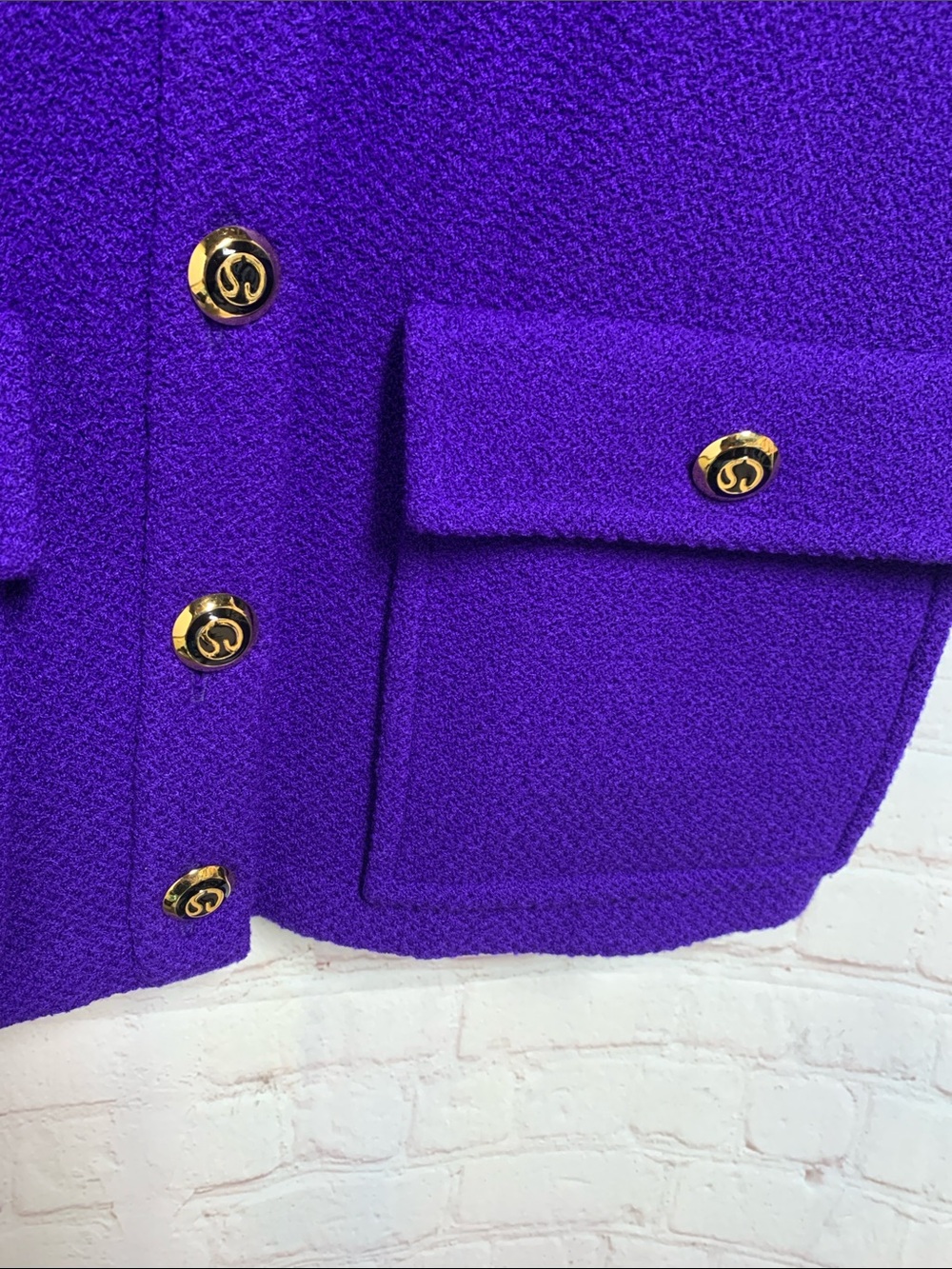 RARE Vintage St. John Purple Knit Jacket Coat Gold Black Logo Buttons Size P 42” - Picture 3 of 5